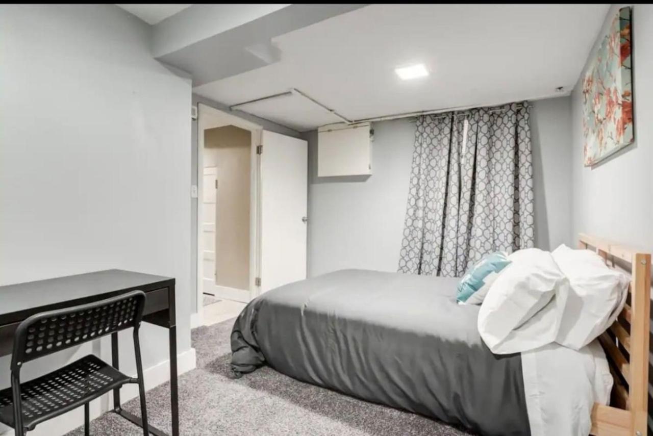 Ceruleans 3br In Apartment Calgary